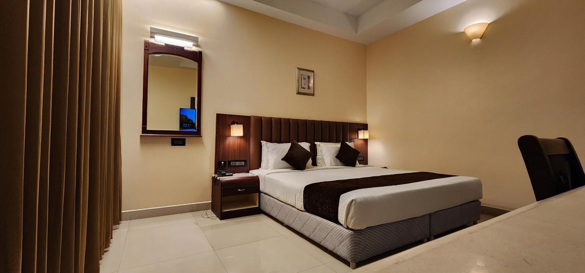 Hotel Arcadia Kottayam Εξωτερικό φωτογραφία