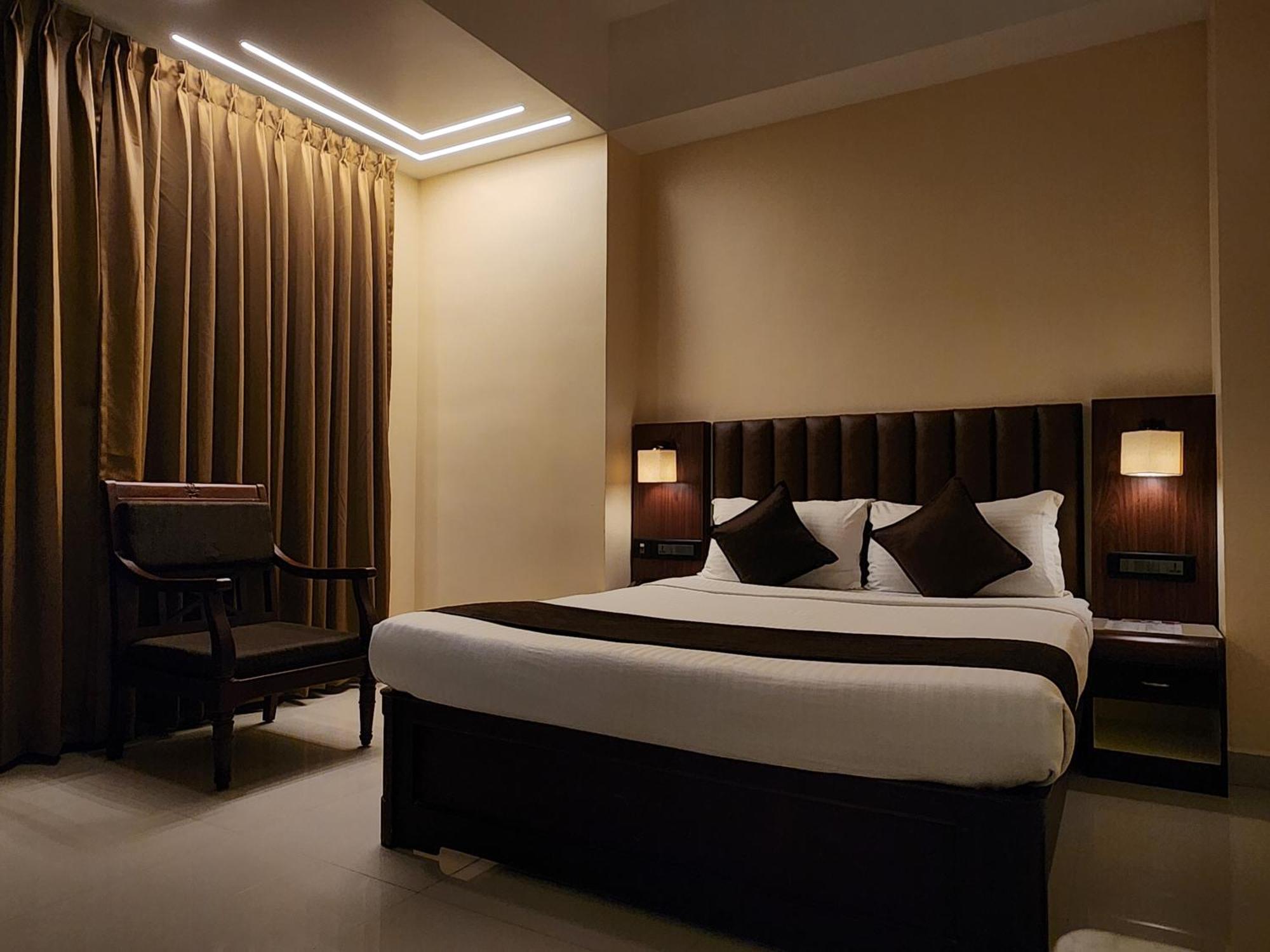 Hotel Arcadia Kottayam Εξωτερικό φωτογραφία